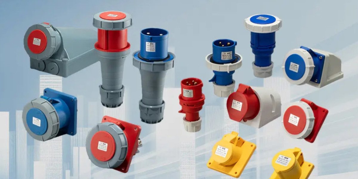 Common Applications of a 3-Pin Plug Socket in Industry